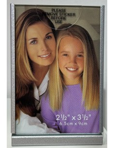 Wooden Photo Frame 2,5x3,8cm