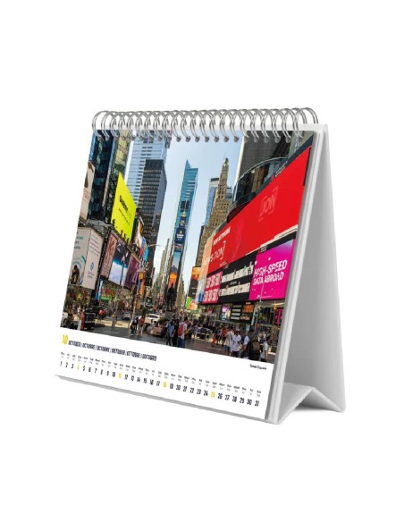 2026 New York Desk Calendar 20cm